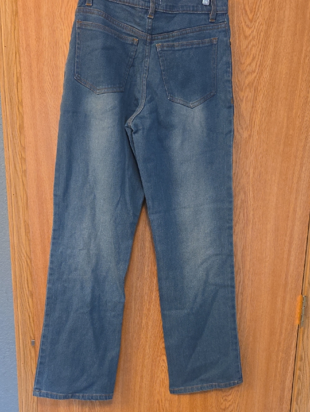 J. Marco Embellished Blue Denim Jeans with Floral Beading - Picture 4 of 4